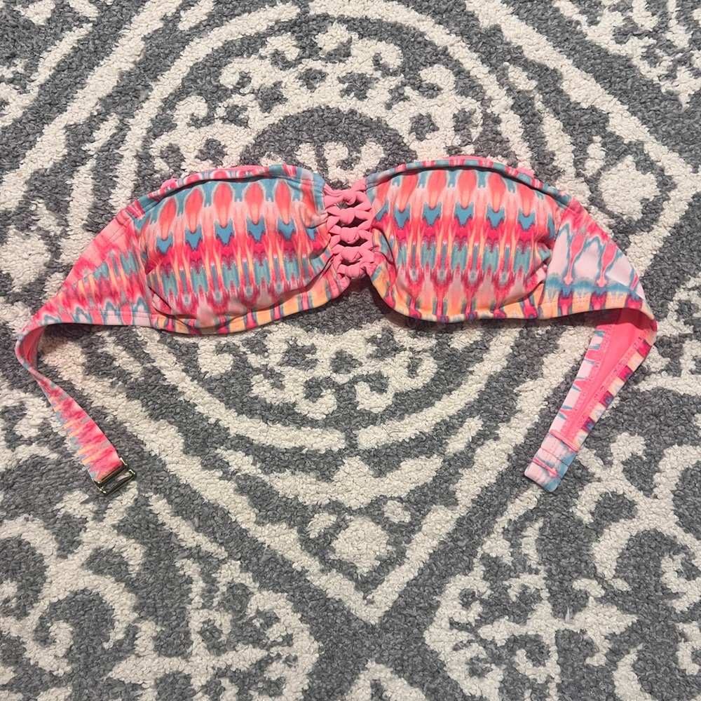 Bikini top. Size Small